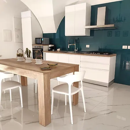 Lianhome Volte Apartment